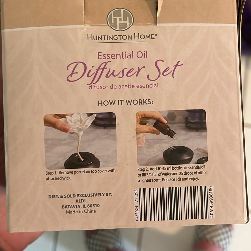 Essential oil diffuser set - Picture 3 of 3